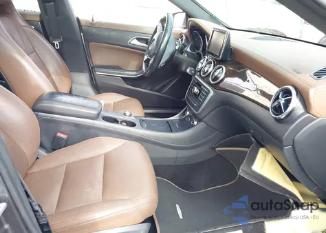 2014 Mercedes-Benz Cla 250 z USA, uszkodzony, nr VIN WDDSJ4EB8EN064844